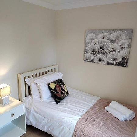 Wentworth Drive Contractor And Family 3 Bed Home גרנטהאם מראה חיצוני תמונה