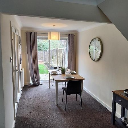Wentworth Drive Contractor And Family 3 Bed Home גרנטהאם מראה חיצוני תמונה